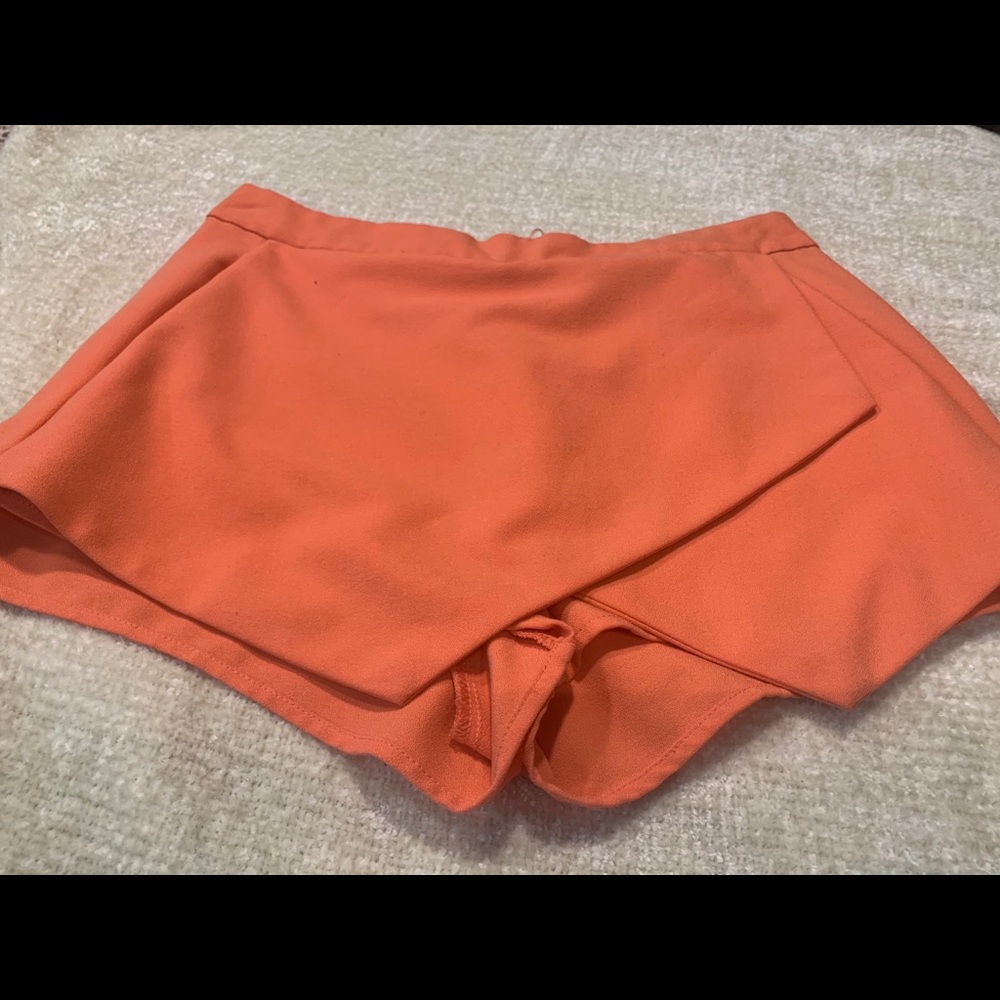 Pink skorts